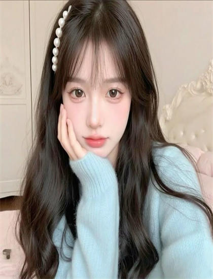 表演艺术解析：《女生爱女生》的广告的植入方式与商业平衡 理解角色塑造的艺术